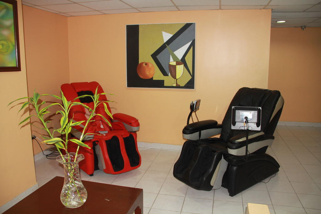 גוויאקיל Hotel La Torre מראה חיצוני תמונה
