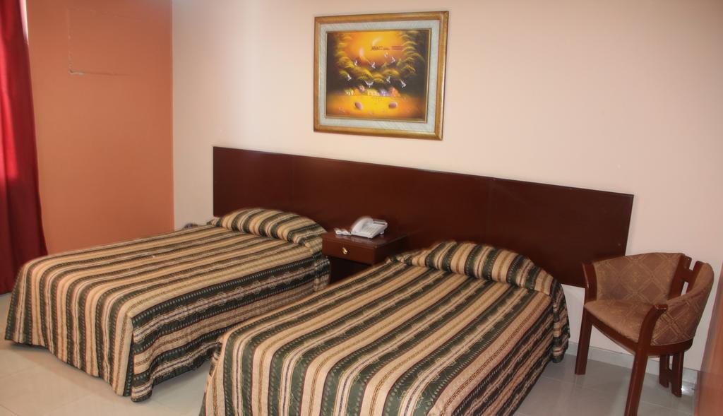 גוויאקיל Hotel La Torre חדר תמונה