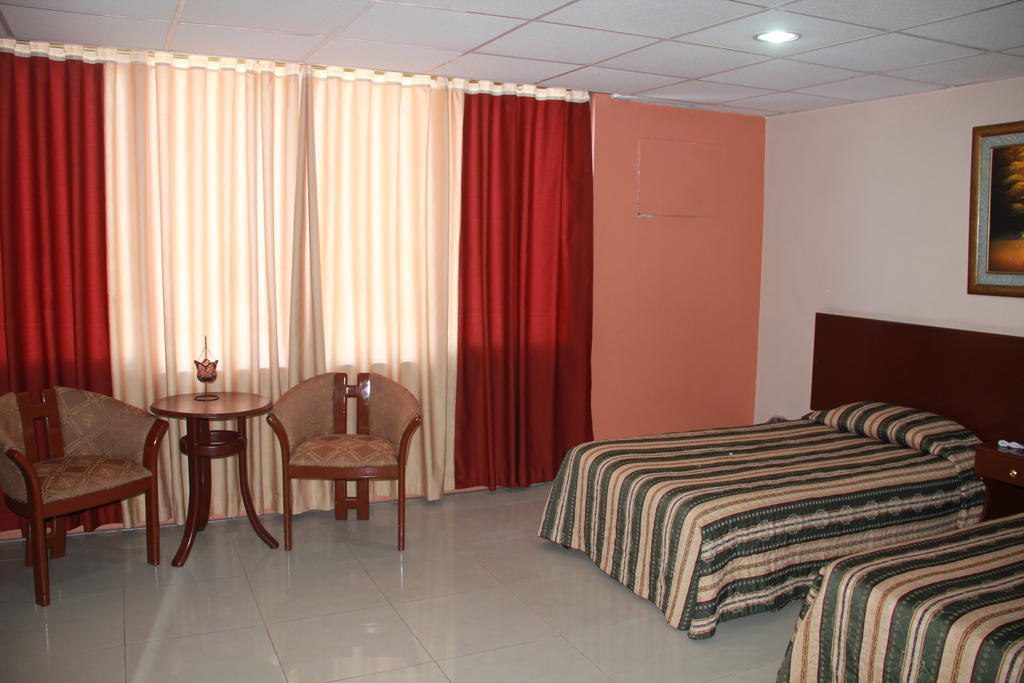 גוויאקיל Hotel La Torre חדר תמונה