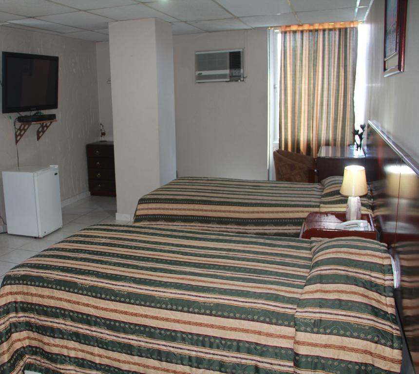 גוויאקיל Hotel La Torre חדר תמונה